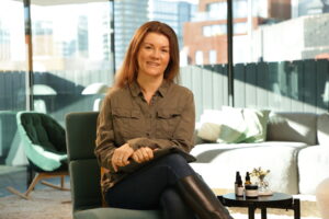 laura rudoe head shot (1)